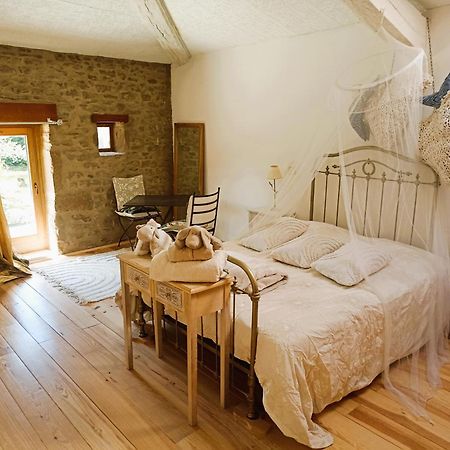 Un Jardin Sur La Colline Appartement Claveyson Buitenkant foto