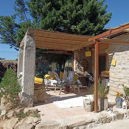 Un Jardin Sur La Colline Appartement Claveyson Buitenkant foto